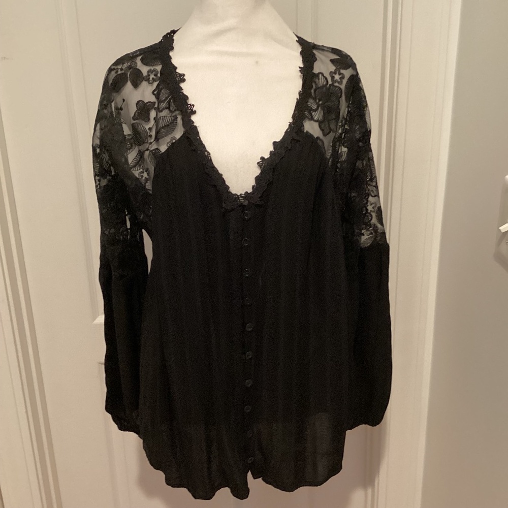 Lace Detail Puff Sleeve  Blouse (Size:Large